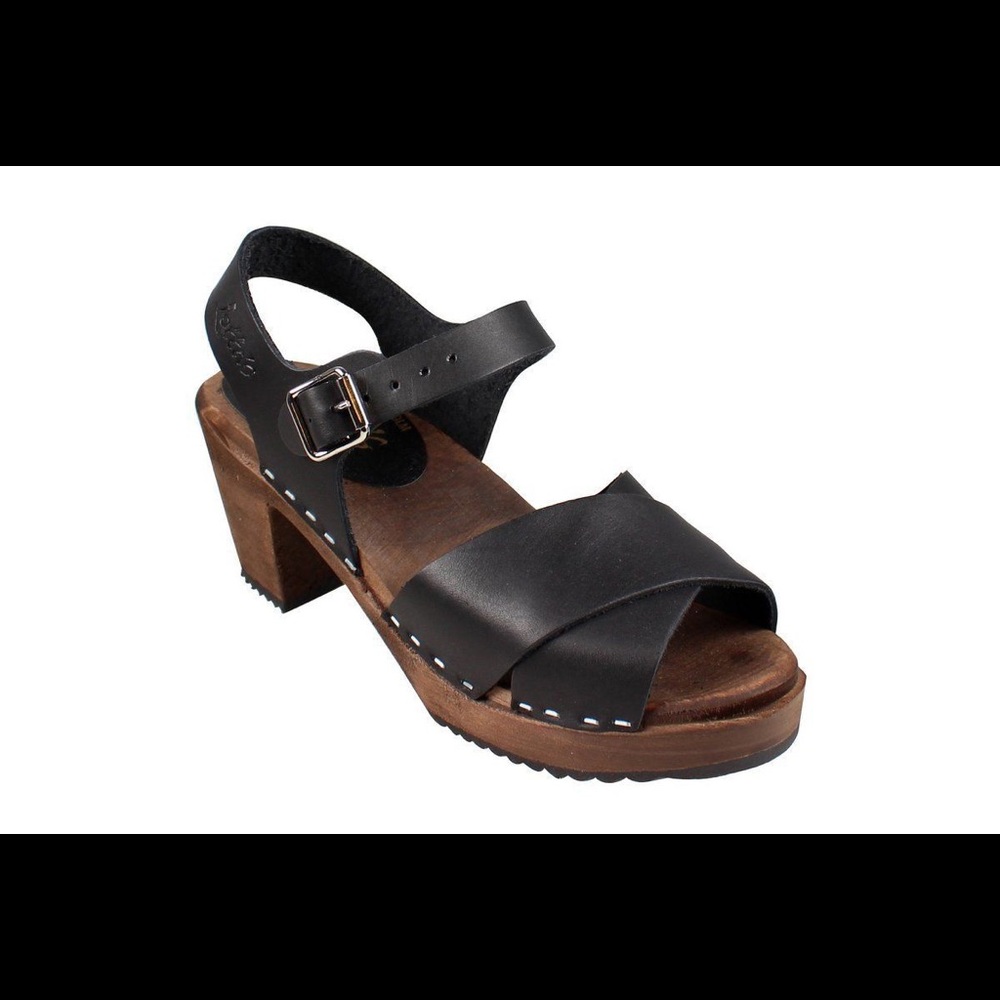 Lotta from Stockholm black crossover clogs